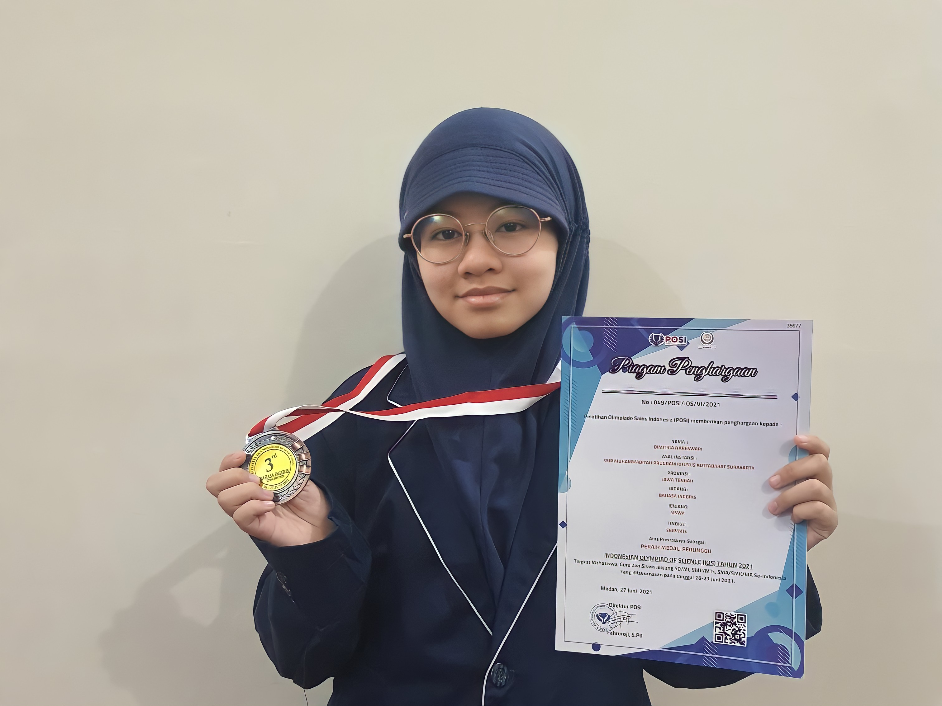 Siswi Muhammadiyah Kottabarat Raih Juara Tiga Lomba Karya Tulis Populer Nasional